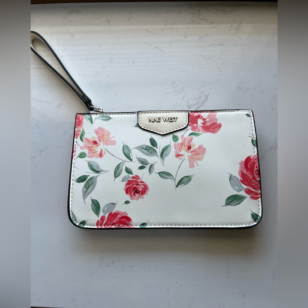 Wristlet Bundle - image 7